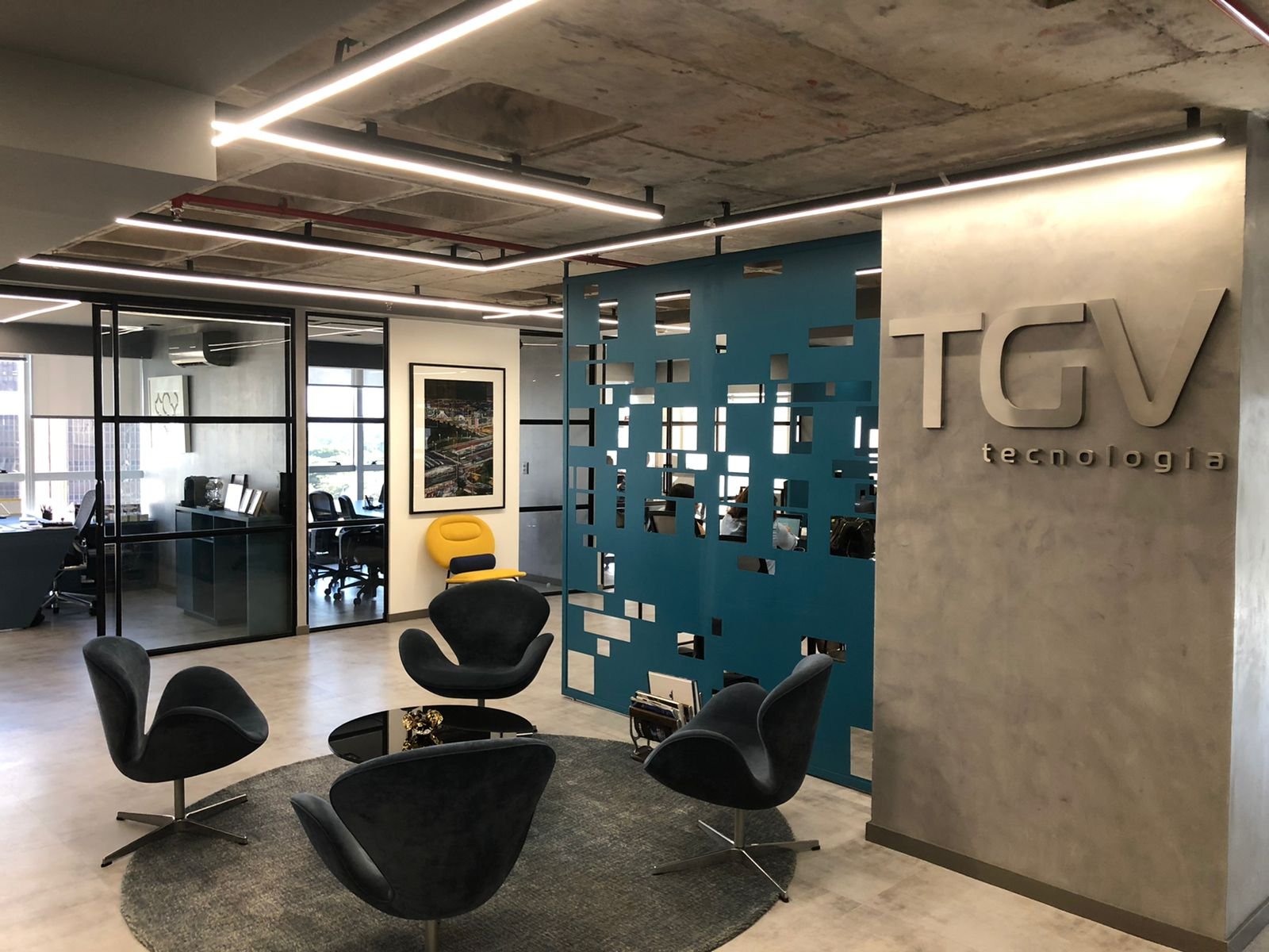 1 1d8434a9-72d5-4d2e-9314-1703126b16fc