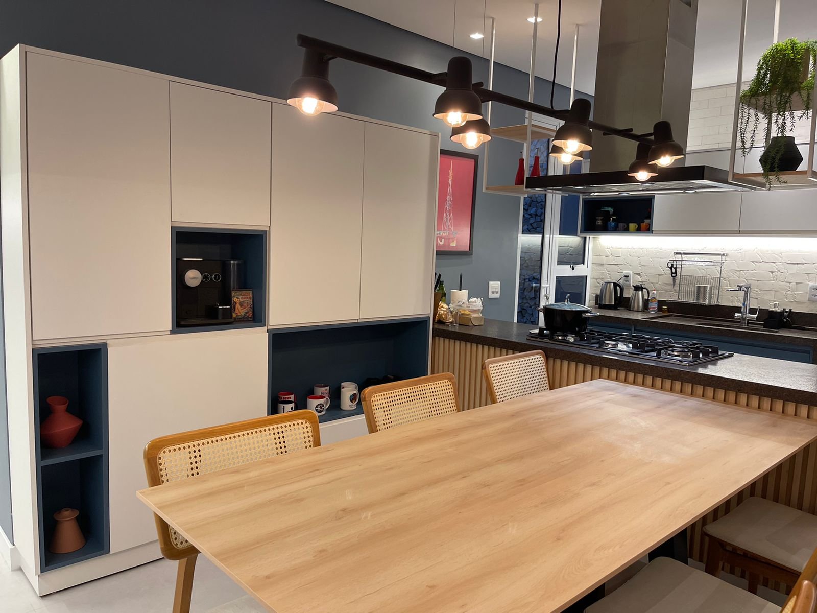 8f35b1d9-2fd7-4fb1-9bc8-e96a561ac5aa